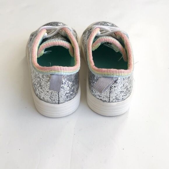 Oshkosh sliver glitter slip on sneakers EUC size 5 - Picture 5 of 7